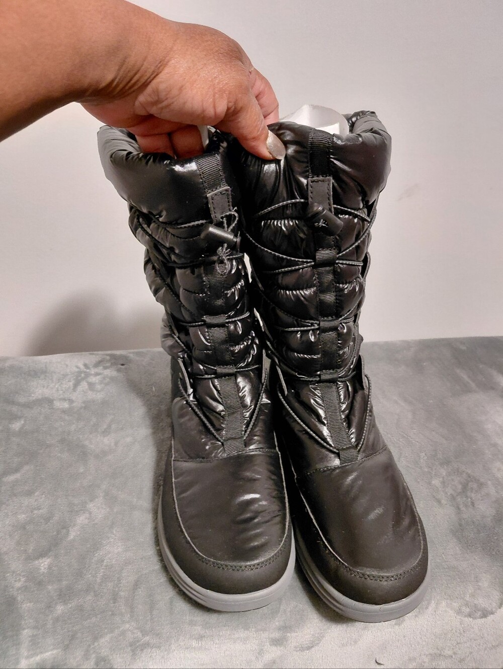 Cobb Hill by New Balance Women's Black Quilted Snow Boots